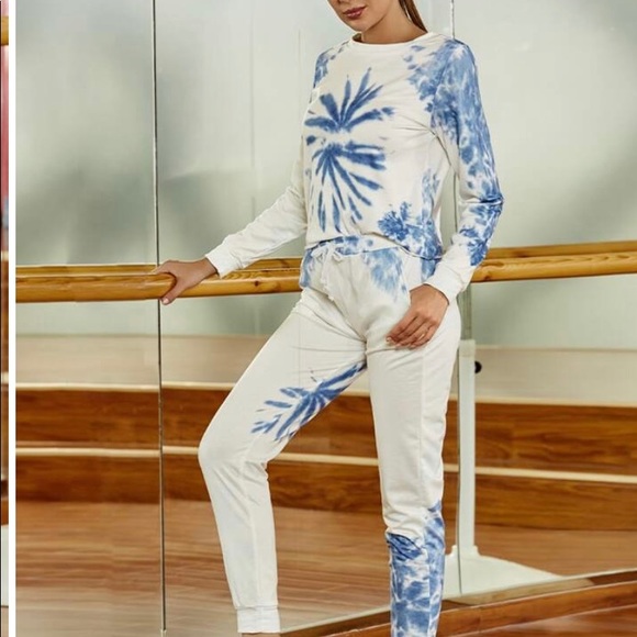 Tie-dye light weight joggers/ lounge pants 🐟🐟 - Picture 4 of 11